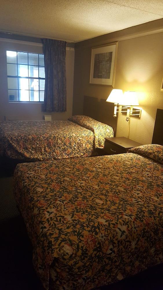 Howard Johnson By Wyndham Atlanta College Park Esterno foto