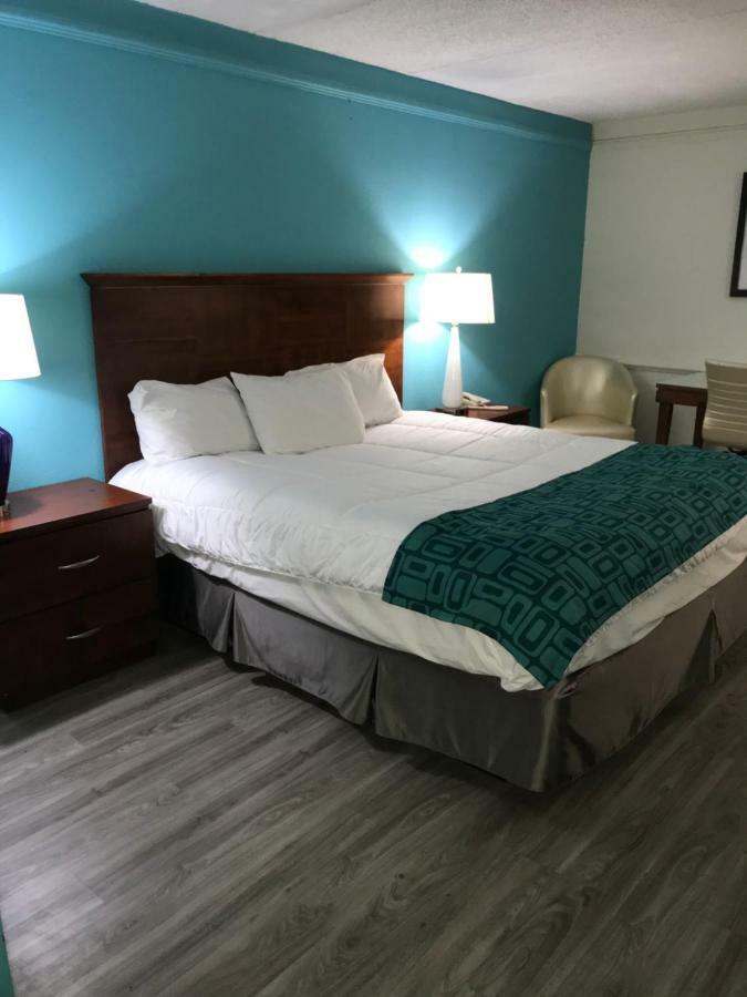 Howard Johnson By Wyndham Atlanta College Park Esterno foto