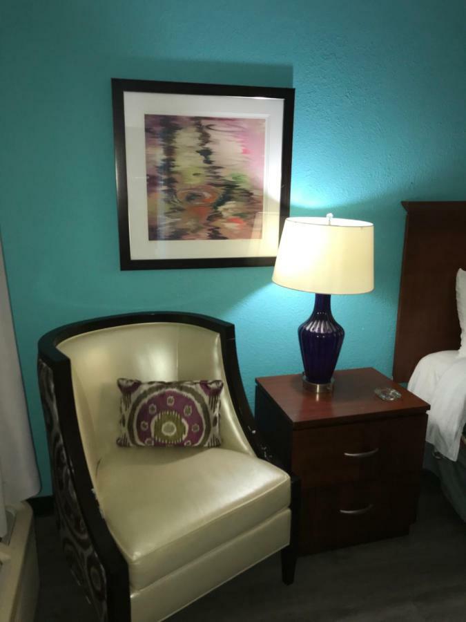 Howard Johnson By Wyndham Atlanta College Park Esterno foto